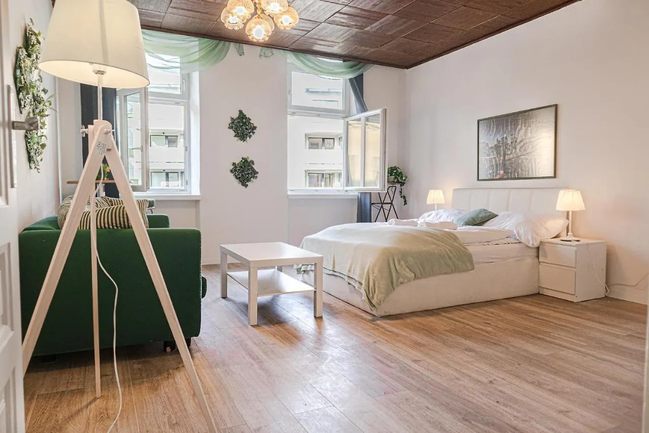 Perfectly Situated 2Br Apt. - Ideal For Longstays فيينا